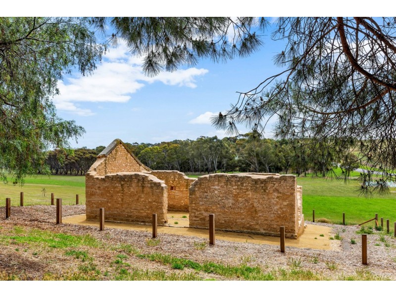 7 Martin Street, Port Willunga SA 5173