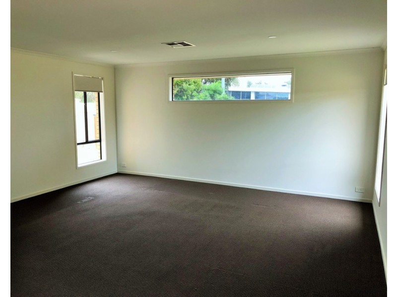 14 Stern Road, Seaford Meadows SA 5169