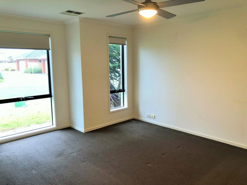 14 Stern Road, Seaford Meadows SA 5169