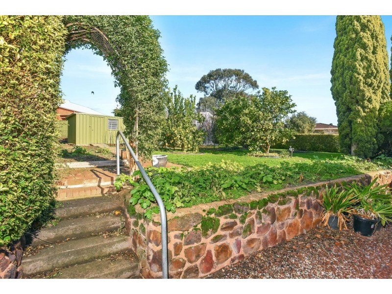 6 Mataro Avenue, Mclaren Vale SA 5171