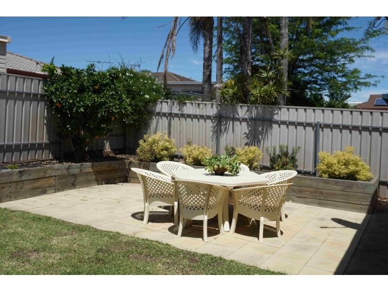 9 Yaldara Close, Woodcroft SA 5162