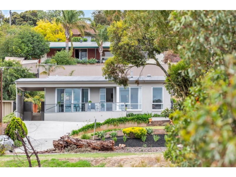 10 Martin Road, Morphett Vale SA 5162