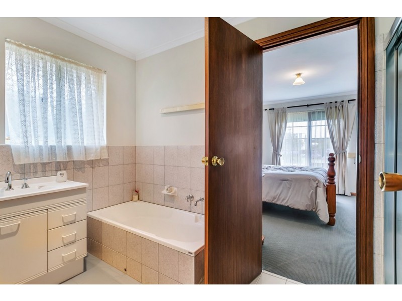 24B Pridmore Avenue, Mclaren Vale SA 5171