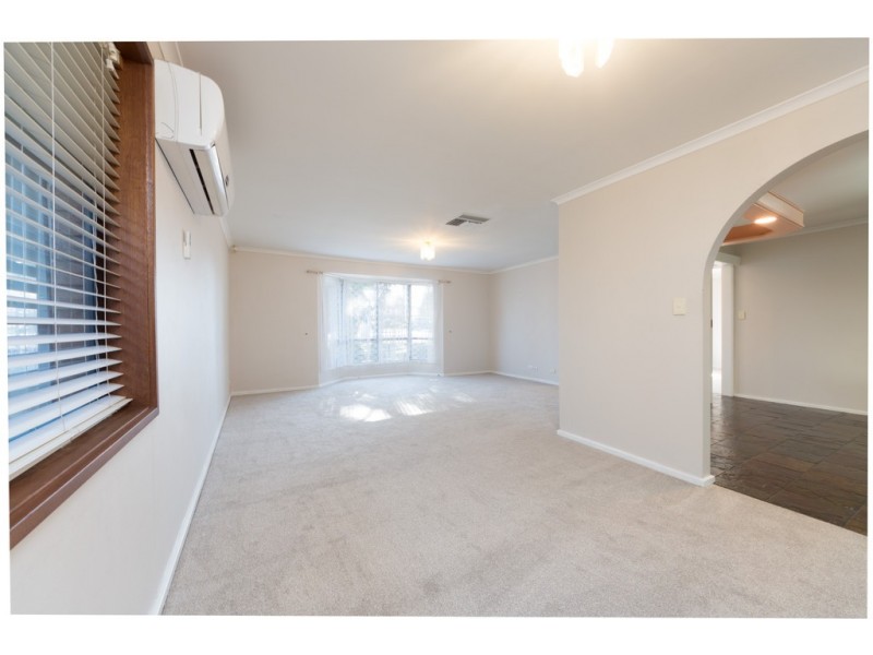 110 Reynell Road, Woodcroft SA 5162