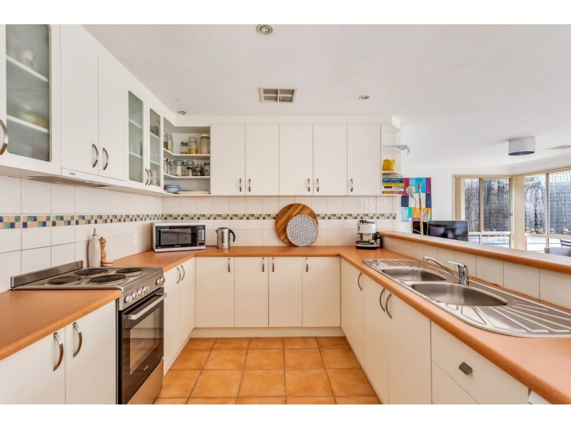 1B Hewitt Drive, Mclaren Vale SA 5171