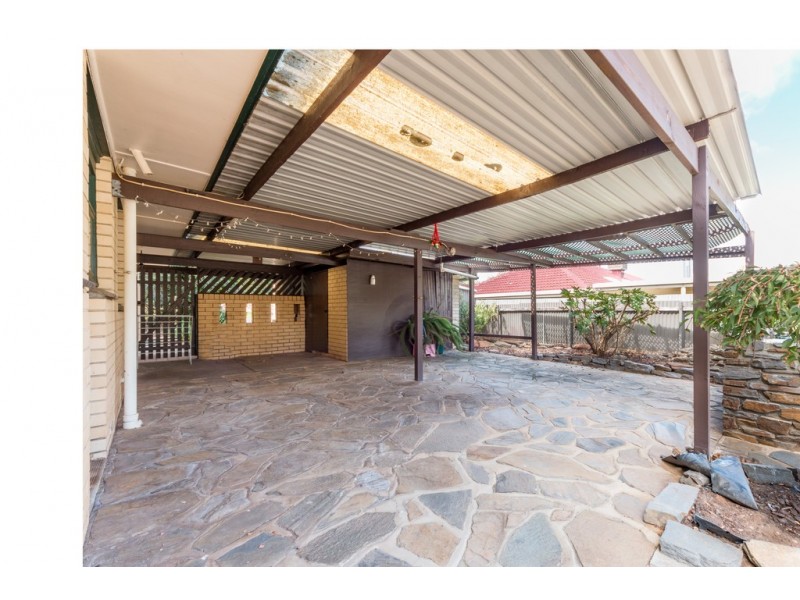 35 Judith Cresent, Morphett Vale SA 5162