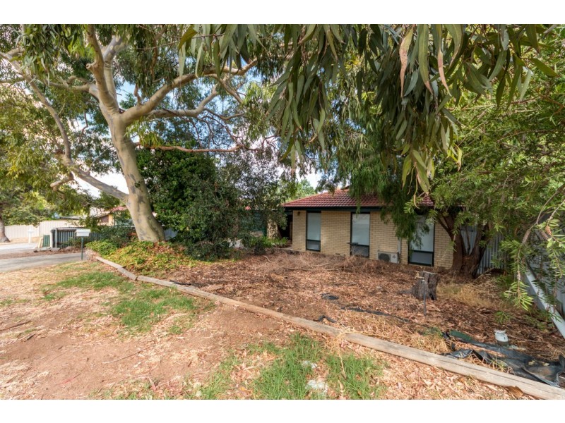 35 Judith Cresent, Morphett Vale SA 5162