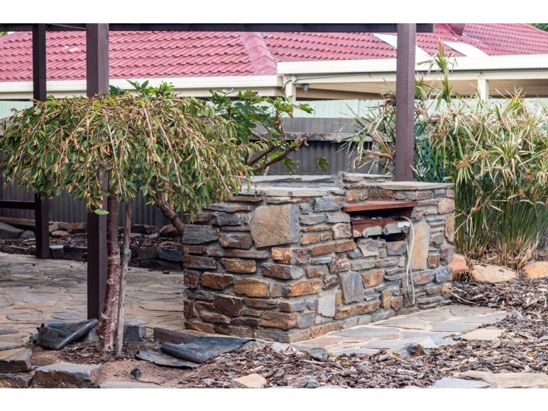 35 Judith Cresent, Morphett Vale SA 5162