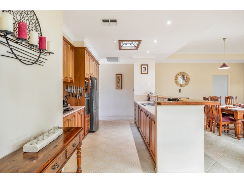 14 Harvest Drive, Mclaren Vale SA 5171