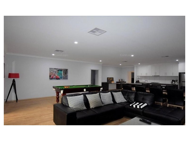 18 Oliphant Road, Seaford Heights SA 5169