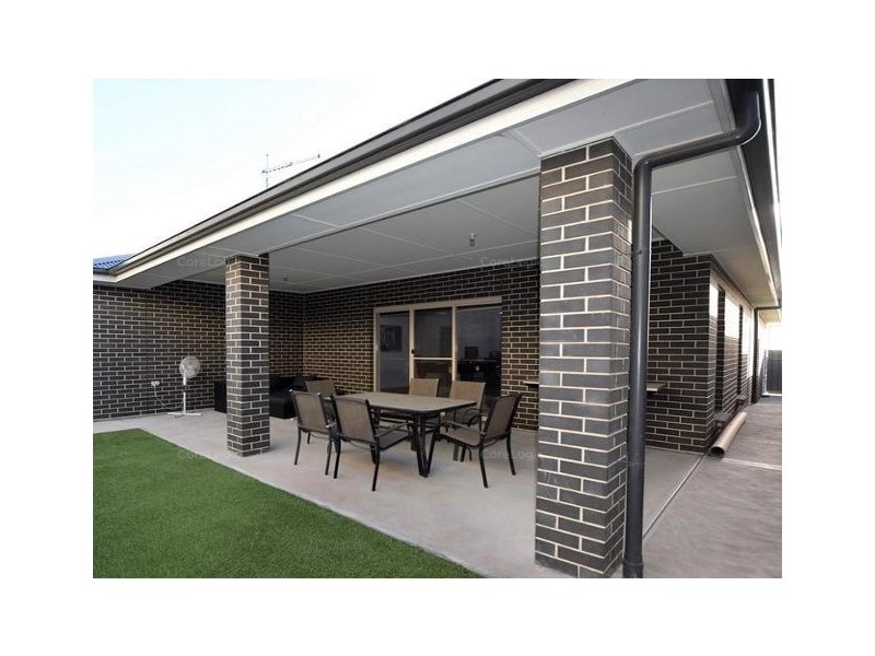 18 Oliphant Road, Seaford Heights SA 5169