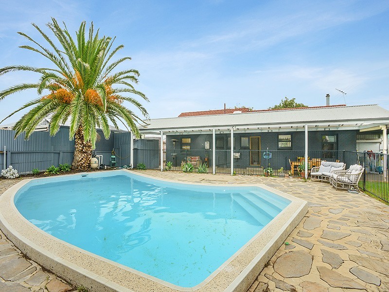 33 Selway Terrace, O’sullivan Beach SA 5166
