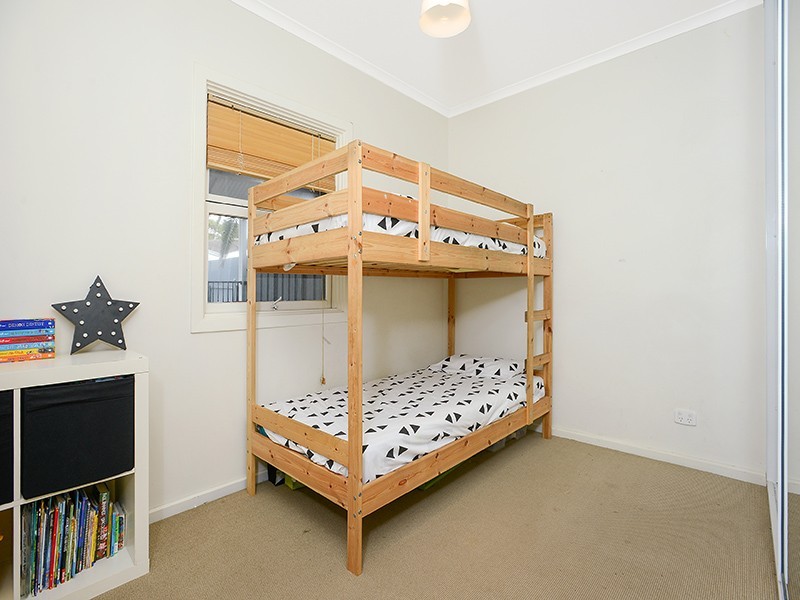 33 Selway Terrace, O’sullivan Beach SA 5166
