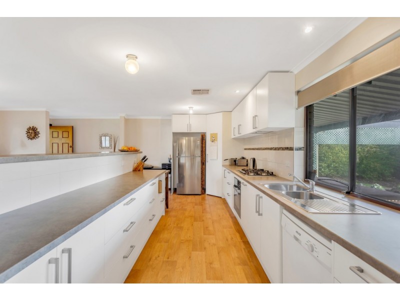 27 Abbott Avenue, Mclaren Vale SA 5171