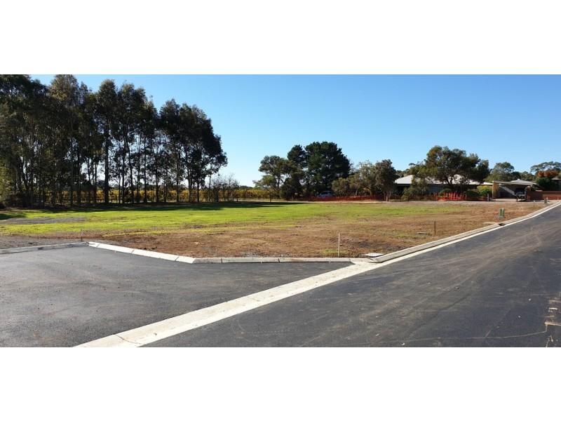 19 Jacobs Drive, Willunga SA 5172