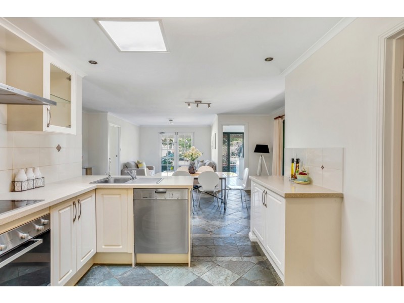 2 Quinn Road, Willunga SA 5172