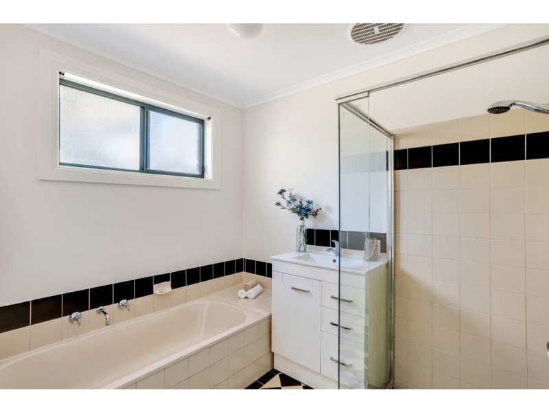 2 Quinn Road, Willunga SA 5172