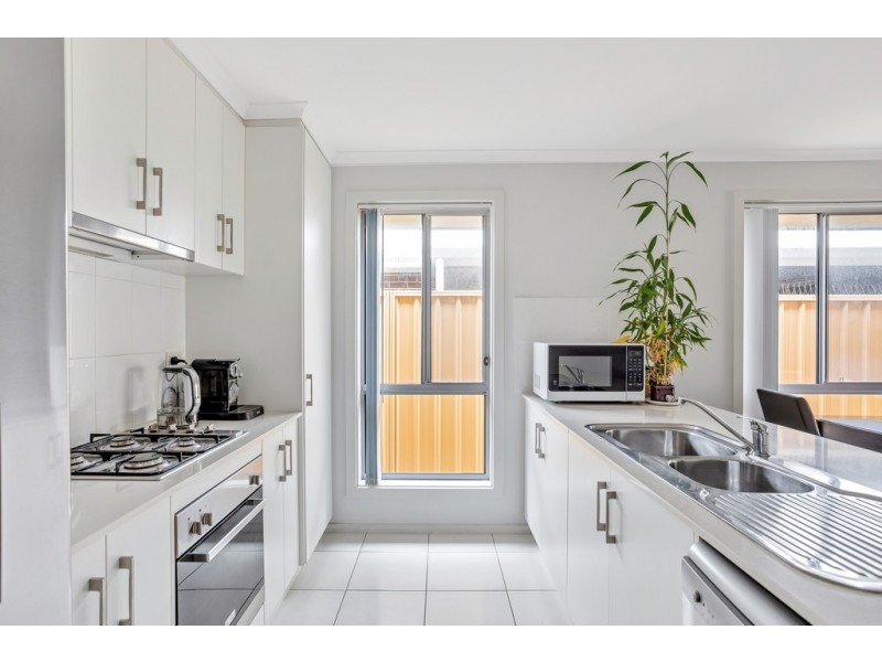 22 Yarr Crescent, Seaford Meadows SA 5169