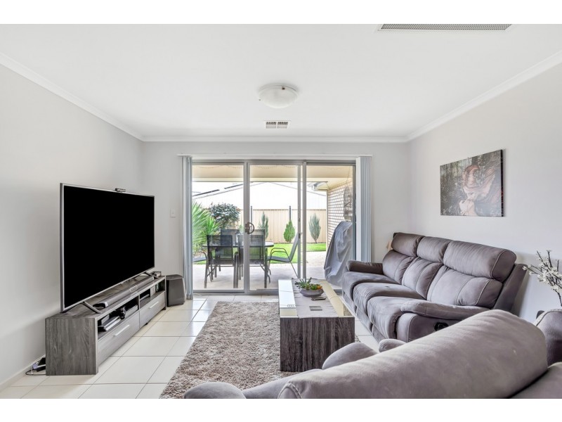 22 Yarr Crescent, Seaford Meadows SA 5169