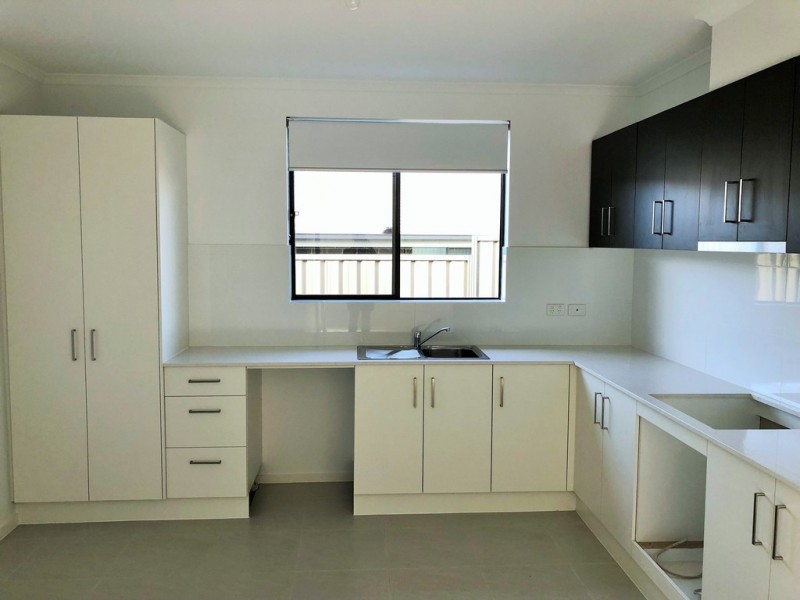 6 Clark Road, Seaford Heights SA 5169