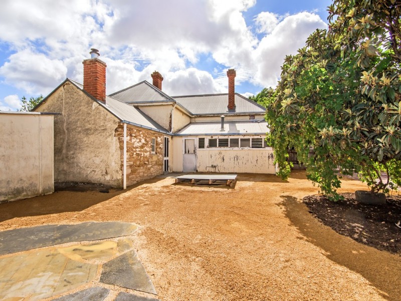 13 Main Road, Willunga SA 5172