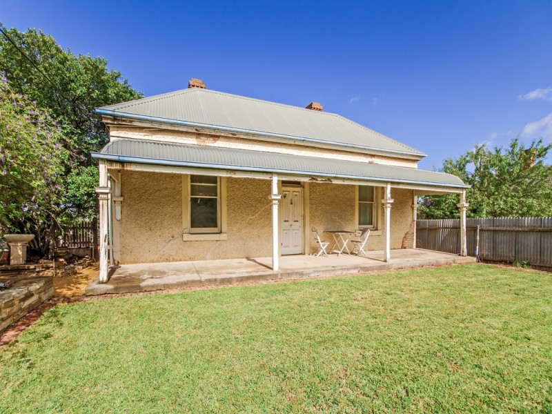 13 Main Road, Willunga SA 5172