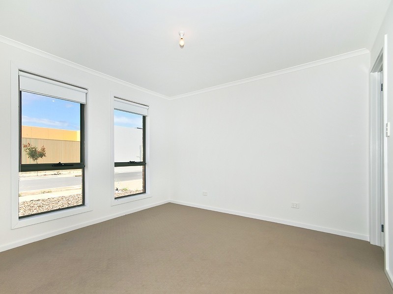 9 Bitts Road, Seaford Meadows SA 5169