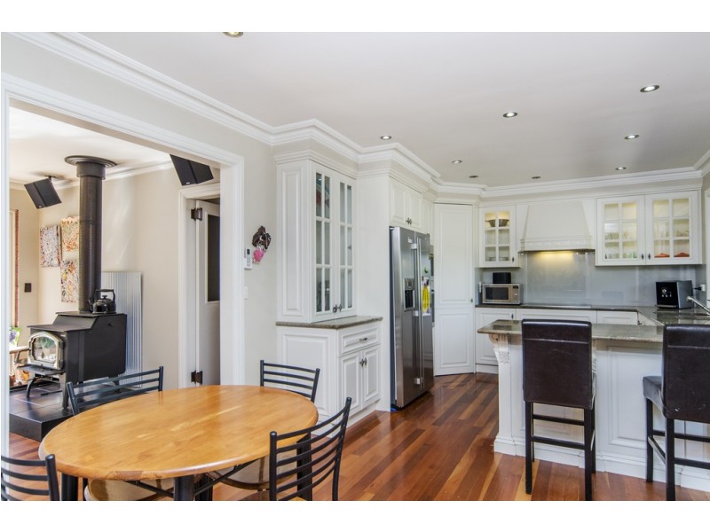 18 Badgers Road, Hope Forest SA 5172
