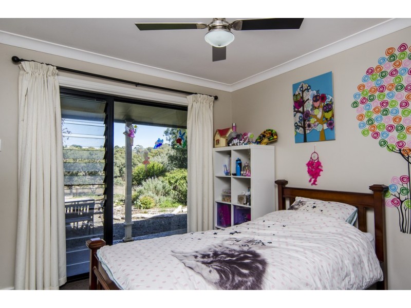 18 Badgers Road, Hope Forest SA 5172