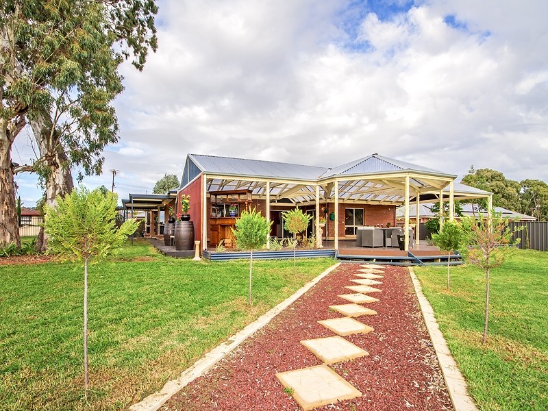 5 Main Road, Mclaren Flat SA 5171