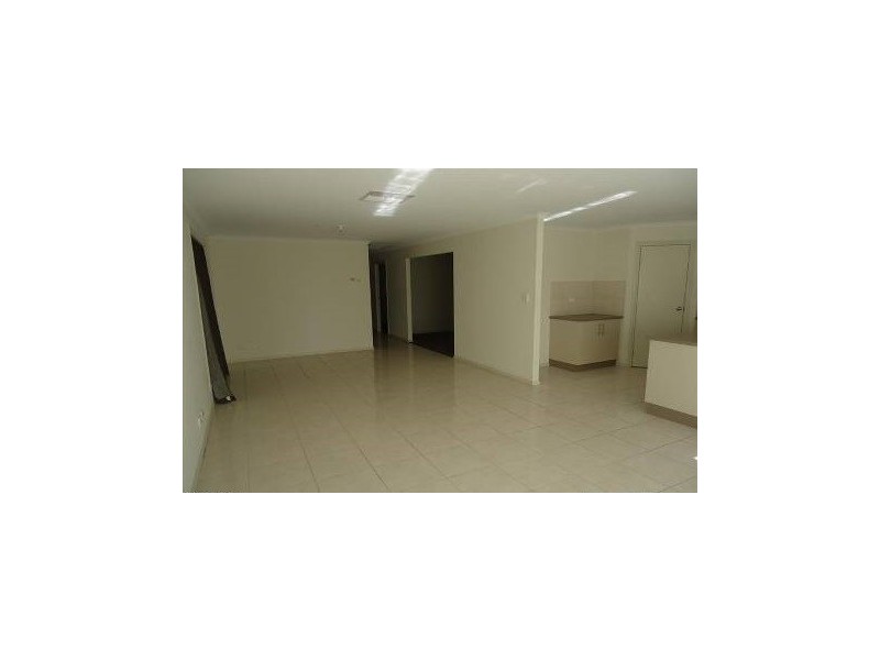 407 Commercial Road, Moana SA 5169