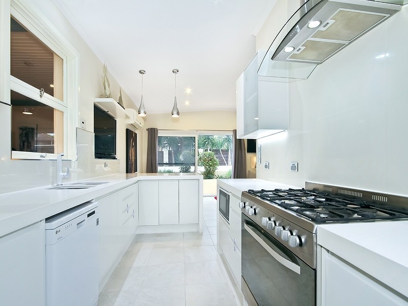 9 Holly Street, Christies Beach SA 5165