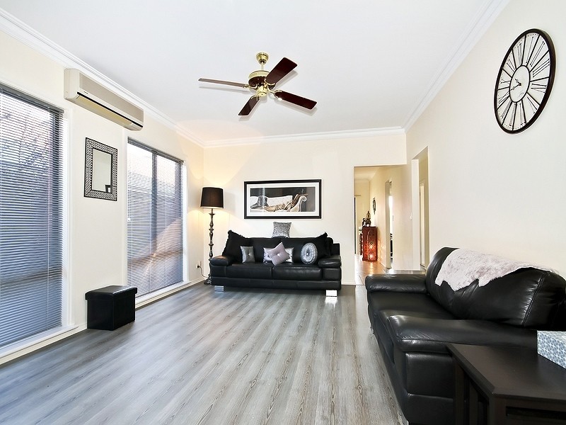 7 Shoalwater Close, Seaford Rise SA 5169