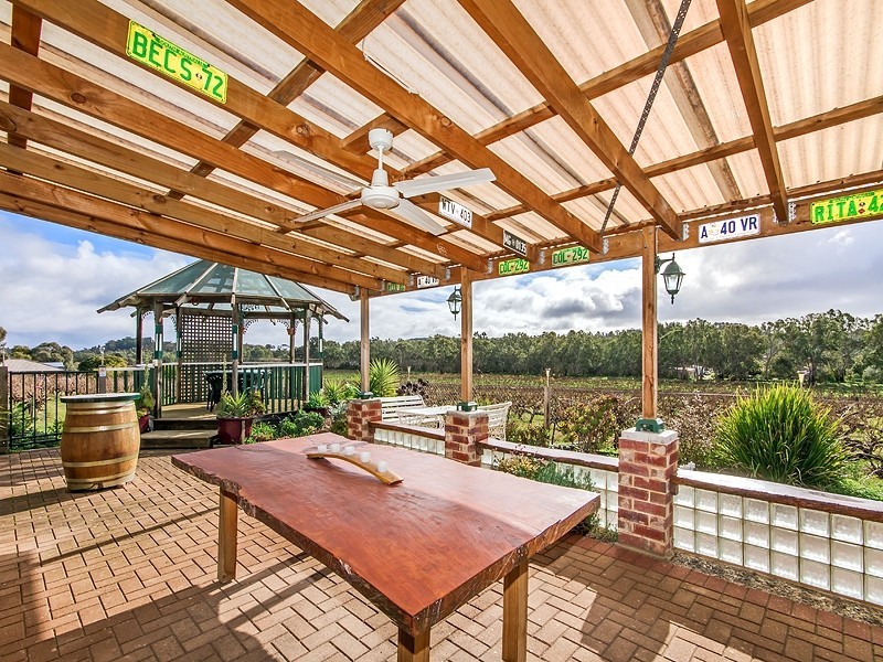 323 Kangarilla Road, Mclaren Flat SA 5171