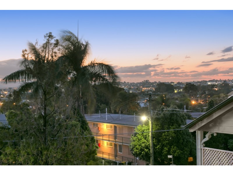 2/43 Hunter Street, Wooloowin QLD 4030