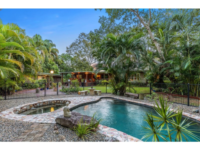 130 Bray Road, Lawnton QLD 4501