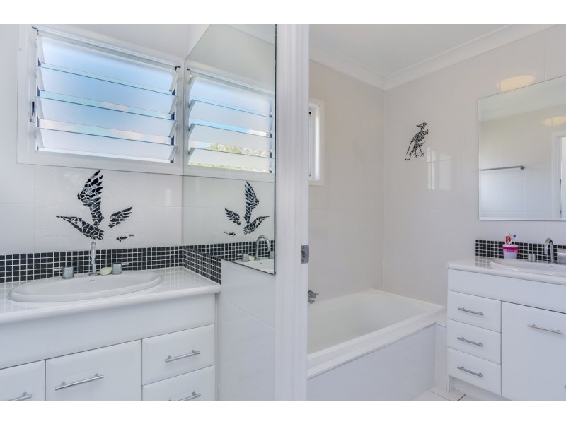 16 Nuttall Street, Lawnton QLD 4501