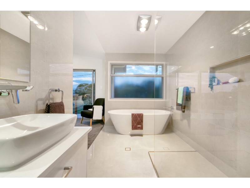 28 McIntyre Street, Hendra QLD 4011