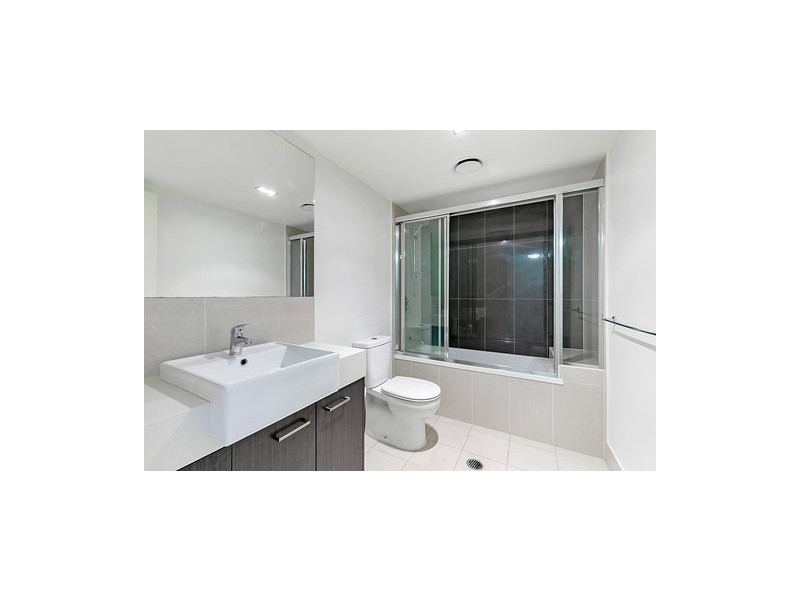 35/32 Agnes Street, Albion QLD 4010