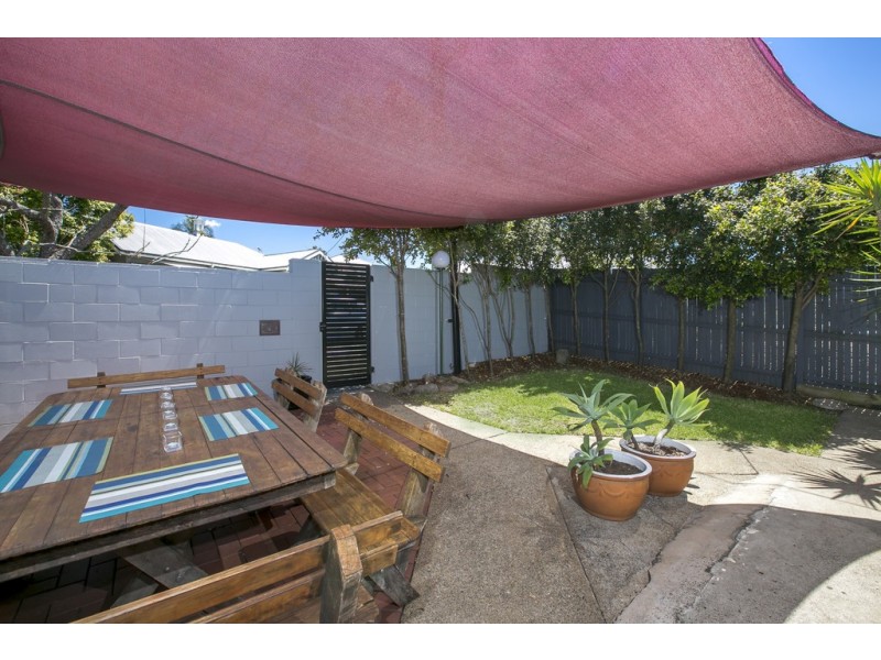 7 Windsor Road, Red Hill QLD 4059