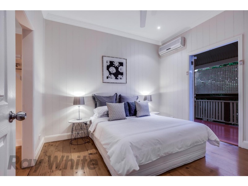 56 Grove Street, Albion QLD 4010