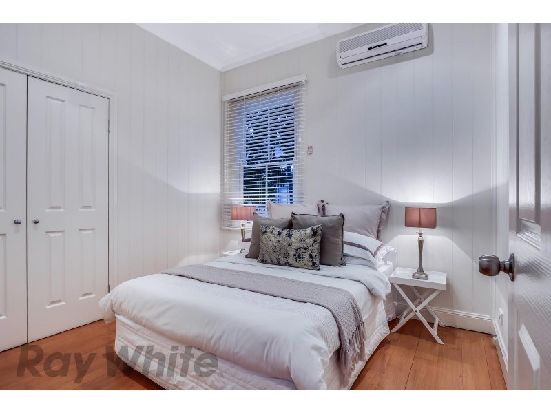 56 Grove Street, Albion QLD 4010