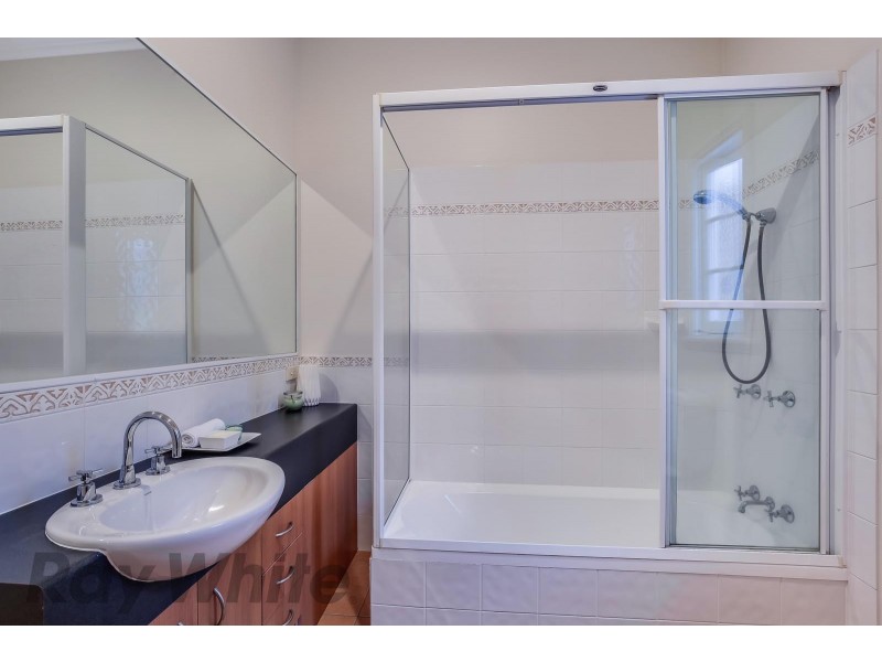 56 Grove Street, Albion QLD 4010