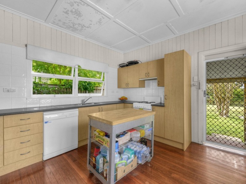 81 Carberry Street, Grange QLD 4051