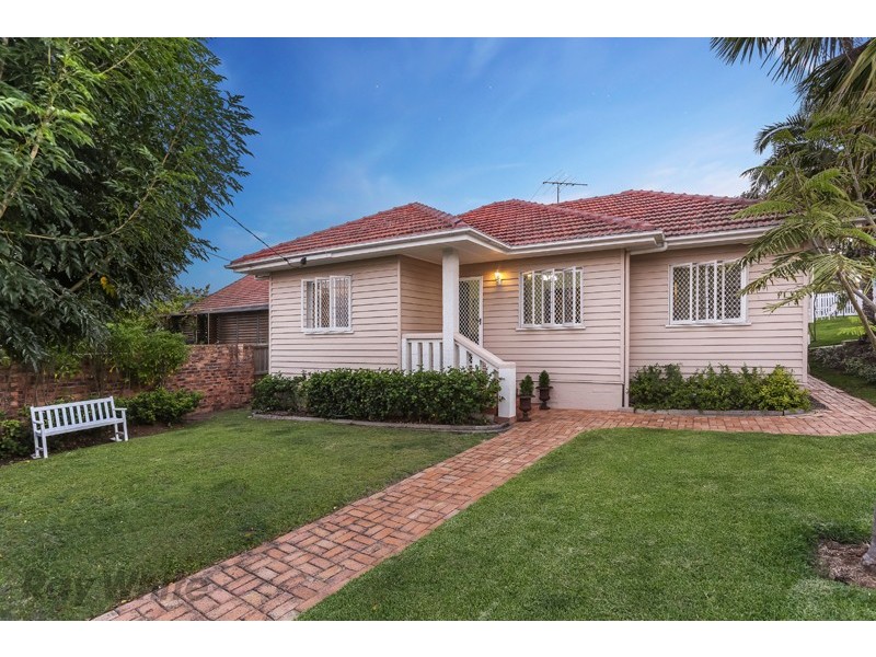 166 Hamilton Road, Wavell Heights QLD 4012