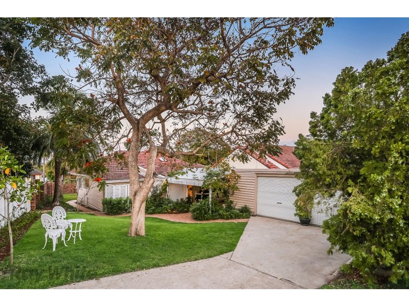 166 Hamilton Road, Wavell Heights QLD 4012