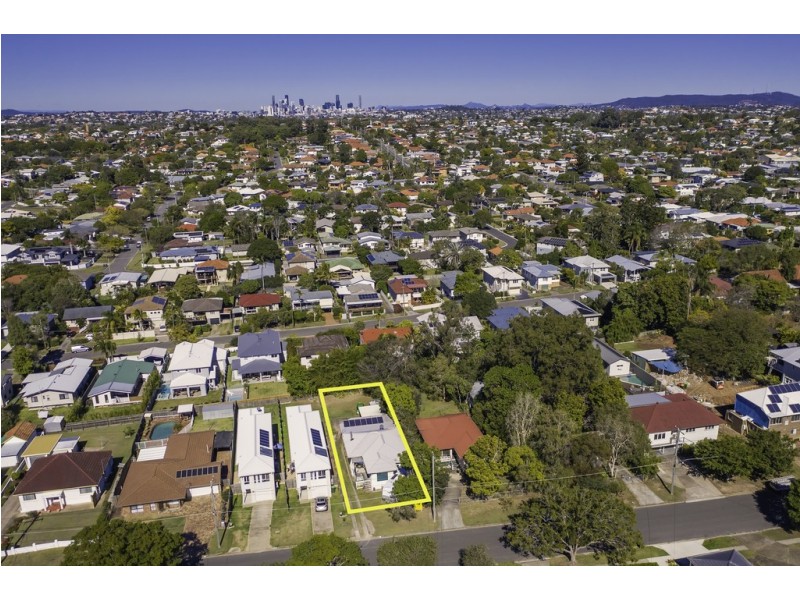 76 Main Avenue, Wavell Heights QLD 4012