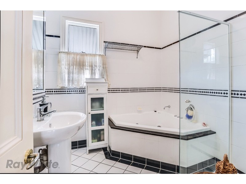 17 Downfall Road, Virginia QLD 4014