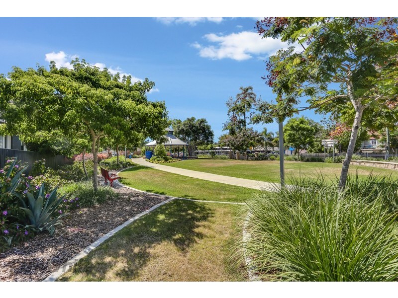 71 Park Road, Wooloowin QLD 4030