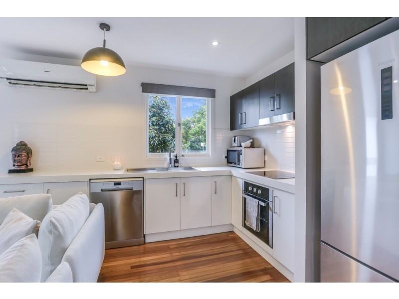 71 Park Road, Wooloowin QLD 4030